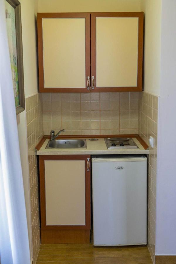 Apartmani Nilaj Улцинь Екстер'єр фото
